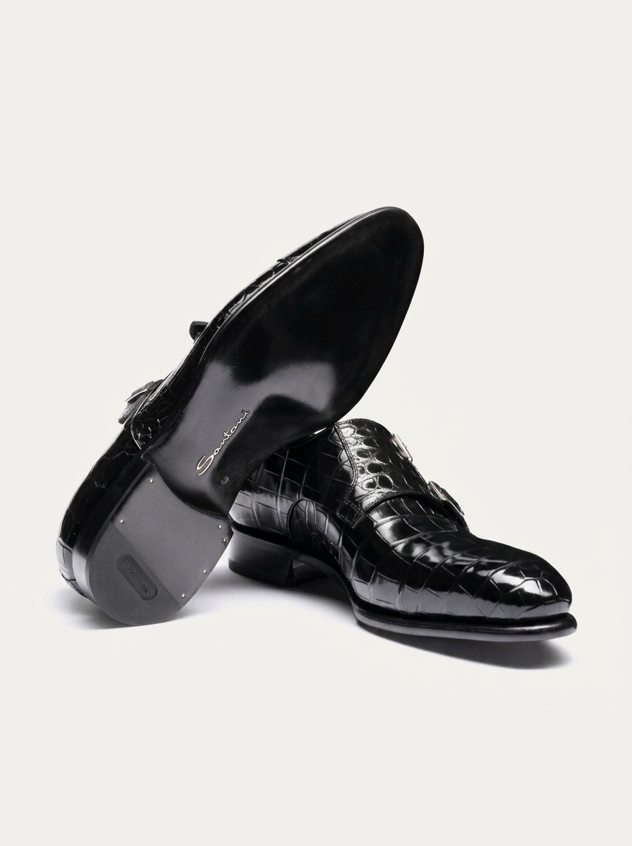 Santoni – Chaussure à double boucle en alligator noir disponible chez Paris Kin Shopping à Kinshasa