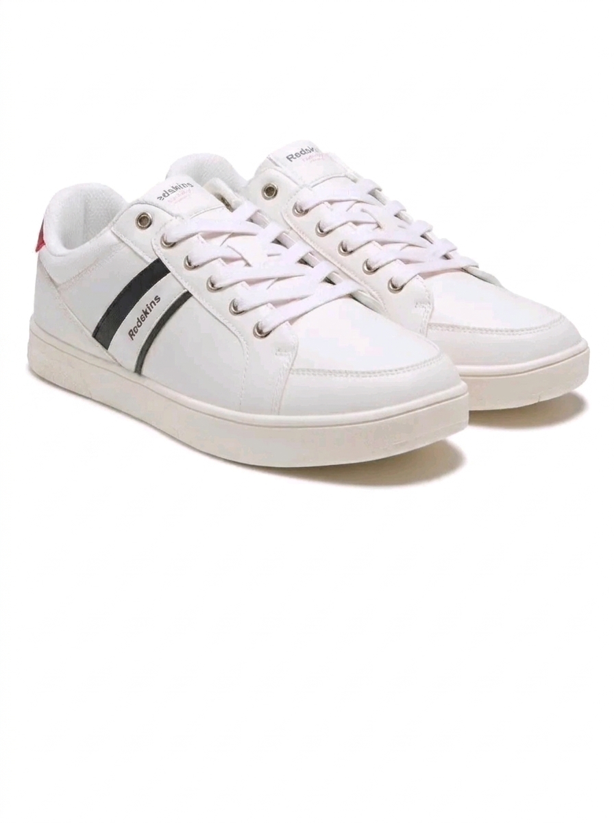 Redskins – Sneakers Doxy blanc cassé disponible chez Paris Kin Shopping à Kinshasa