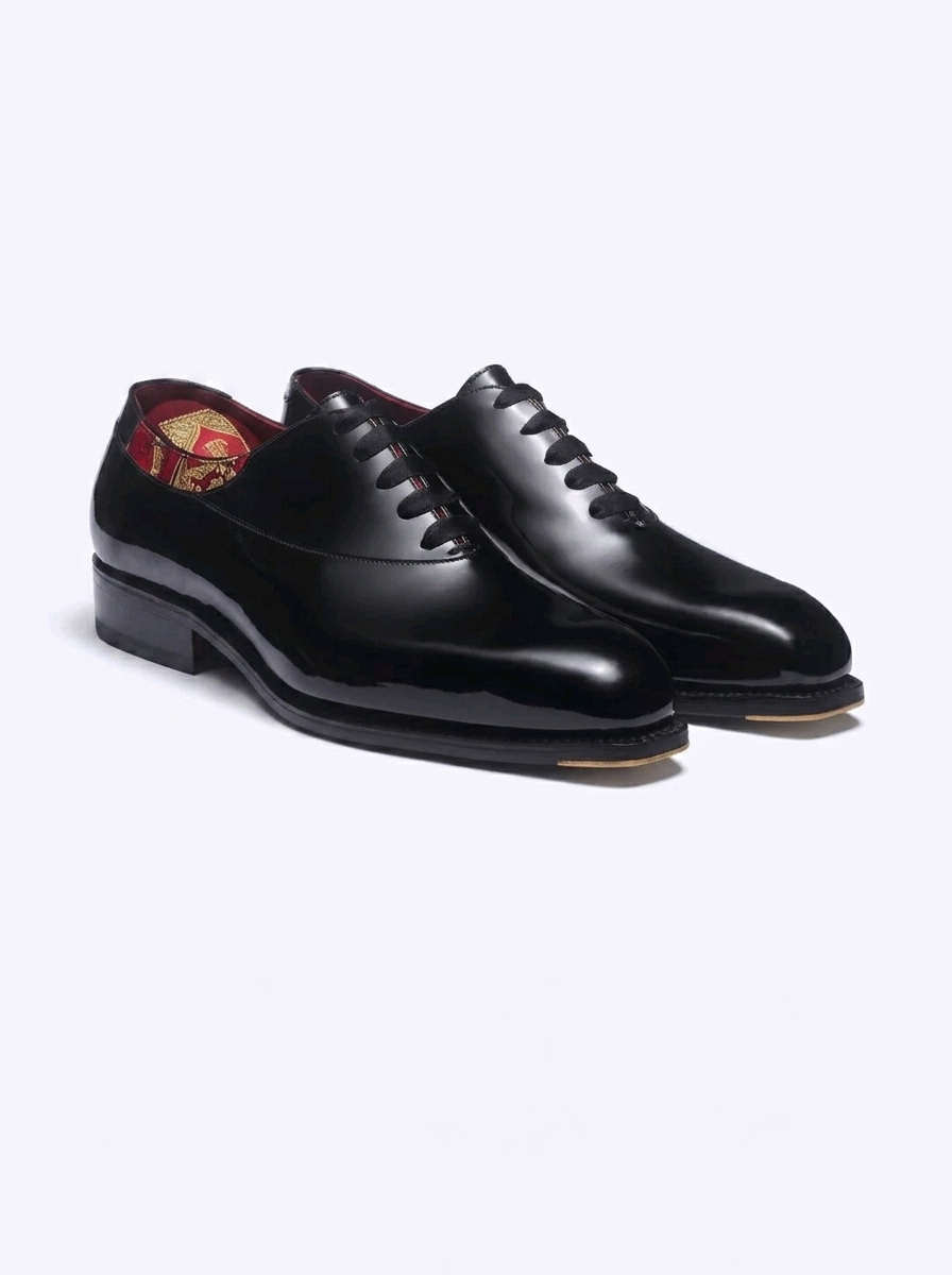 J.M. Weston – Richelieu Asymétrique x Opéra de Paris disponible chez Paris Kin Shopping à Kinshasa
