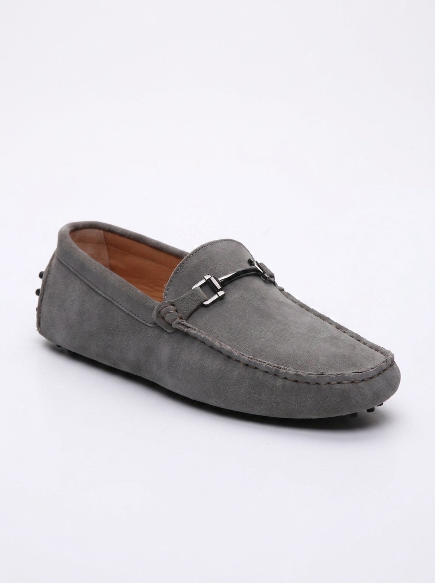 John Scott – Mocassins Harold en cuir suédé gris disponible chez Paris Kin Shopping à Kinshasa